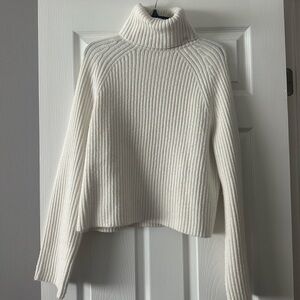 H&M White Turtleneck Sweater